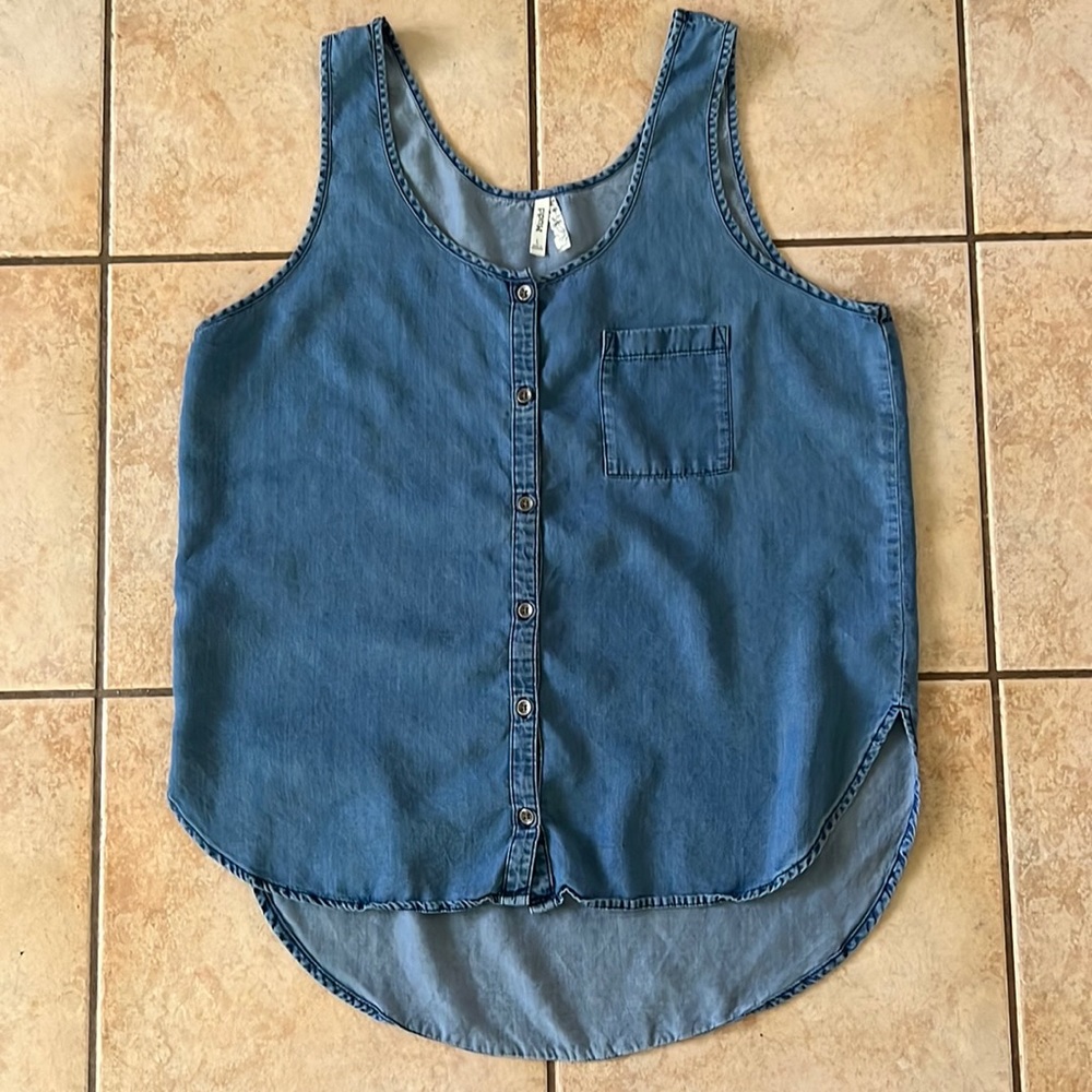 Mudd Lightweight Button Down Denim Tank Top, Sz Large
